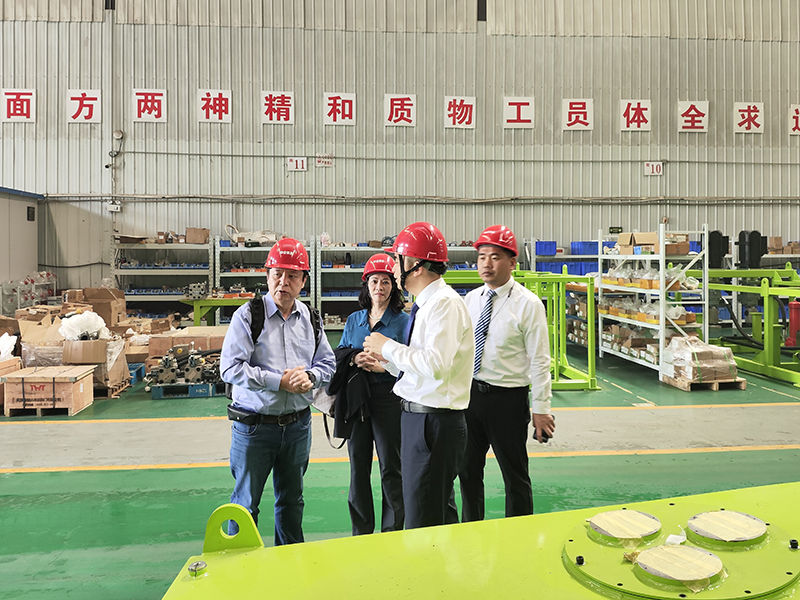 Our Clients from Taiwan, China conducted an official visit to ZONKIN Equipment on April 14, visited our factory.1